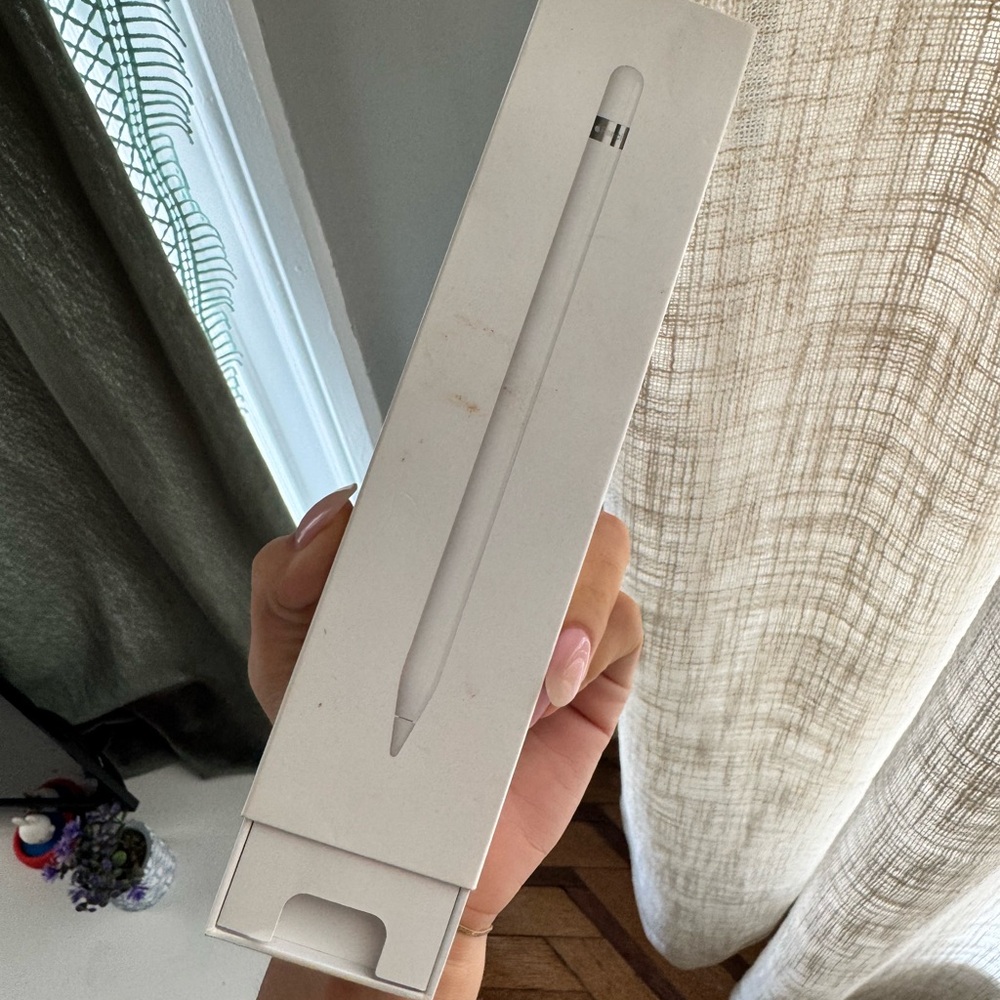 Apple White Digital Pen